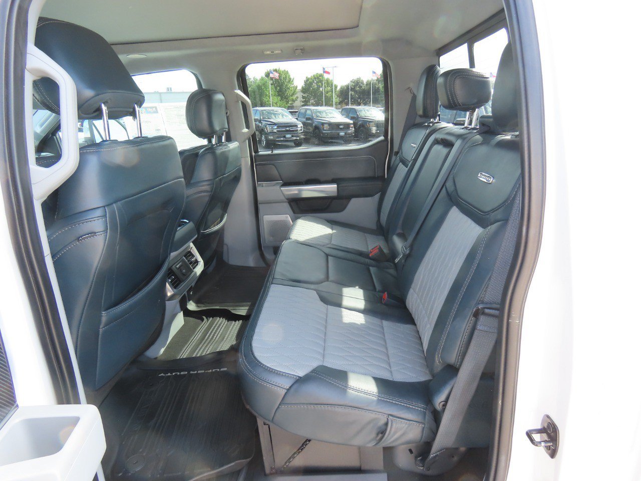 Used 2024 Ford F350 Limited w/ FX4 Off-Road Package AWD/4WD image 21