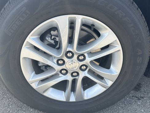Used 2021 Buick Enclave Essence w/ Sound and Sites Package FWD image 12