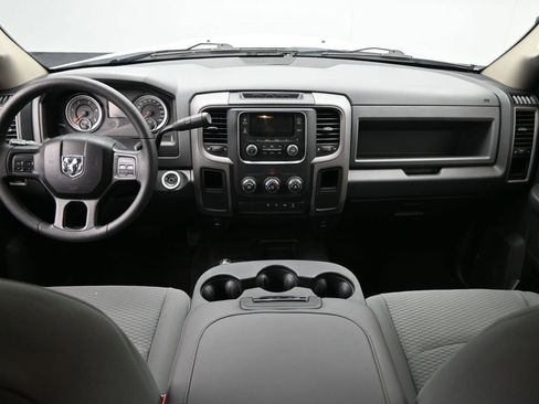 Used 2018 RAM 2500 Tradesman w/ Chrome Appearance Group image 21