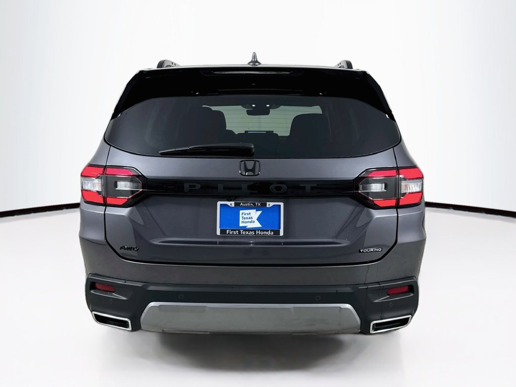 New 2026 Honda Pilot Touring image 6