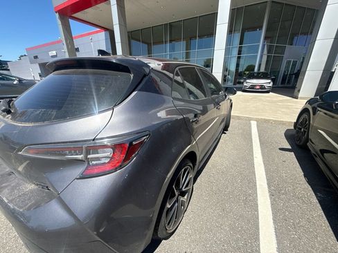 Used 2022 Toyota Corolla XSE FWD image 6