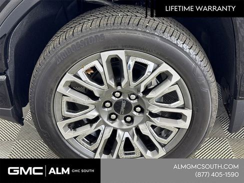 New 2026 GMC Sierra 1500 Denali Ultimate AWD/4WD image 13