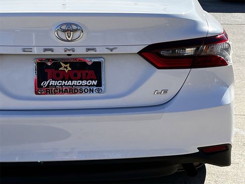 Used 2023 Toyota Camry LE image 6