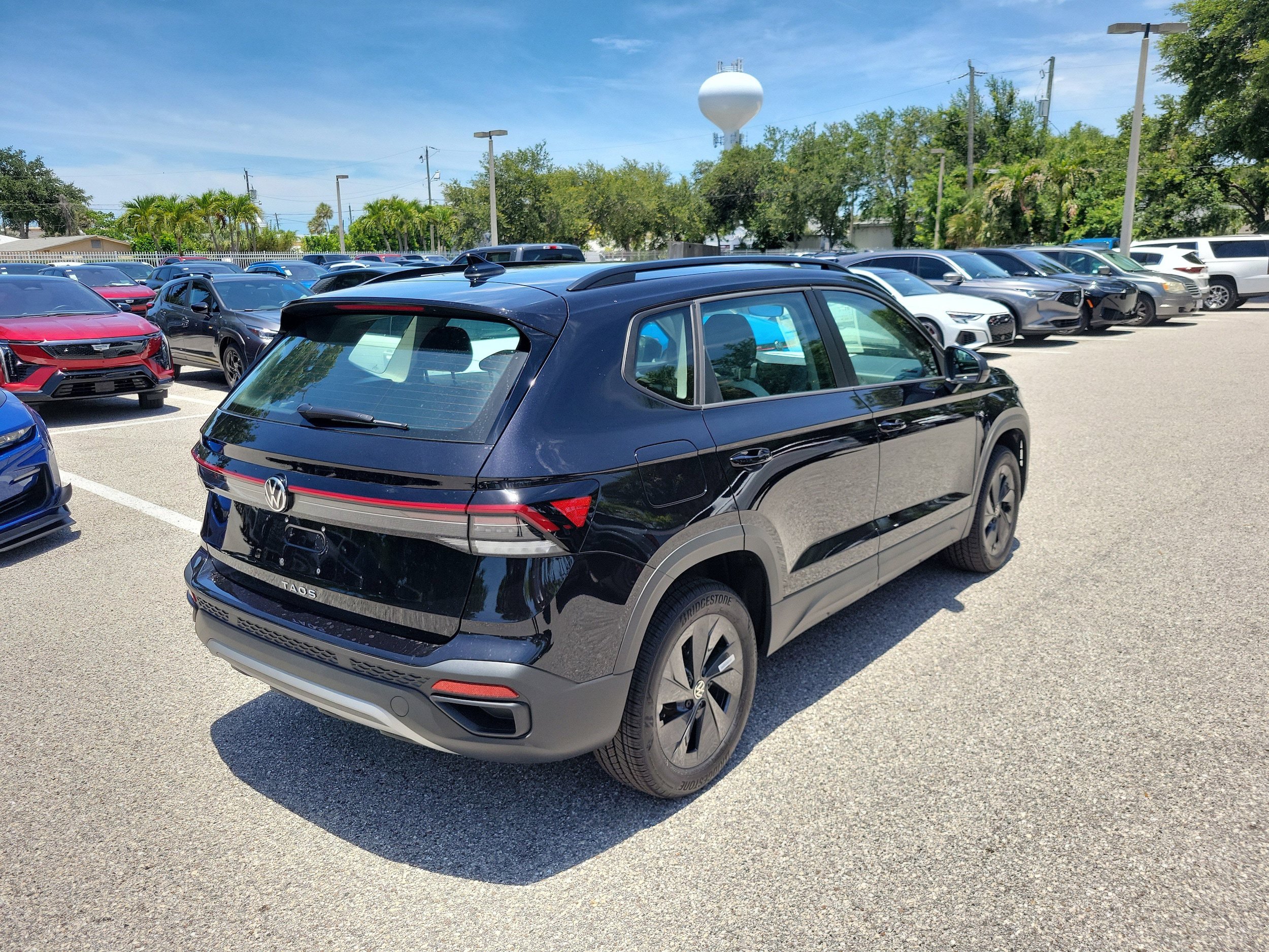 New 2026 Volkswagen Taos S FWD image 4