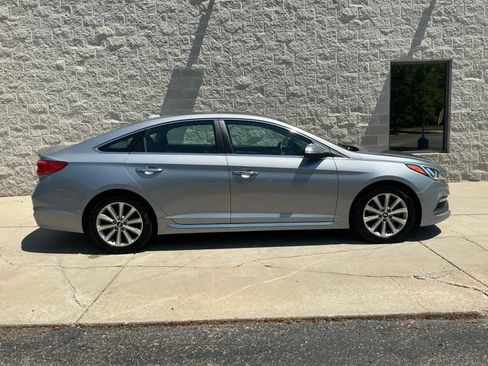 Used 2017 Hyundai Sonata Limited FWD image 15