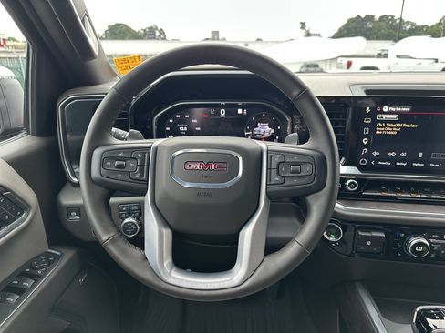 Used 2026 GMC Sierra 1500 SLT w/ SLT Premium Plus Package AWD/4WD image 17