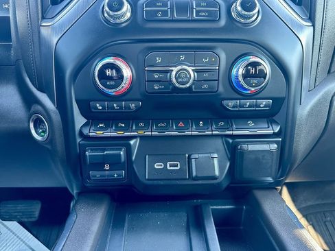 Used 2020 GMC Sierra 1500 Denali w/ Denali Premium Package image 21