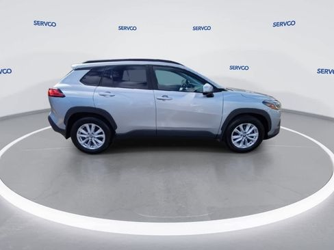 Used 2024 Toyota Corolla Cross LE image 10