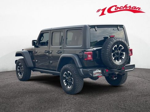 Used 2025 Jeep Wrangler Unlimited Rubicon AWD/4WD image 24