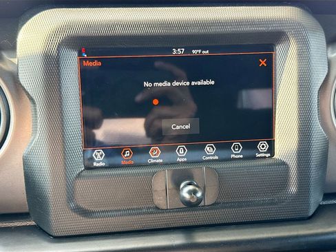 Used 2022 Jeep Wrangler Unlimited Sport AWD/4WD image 14