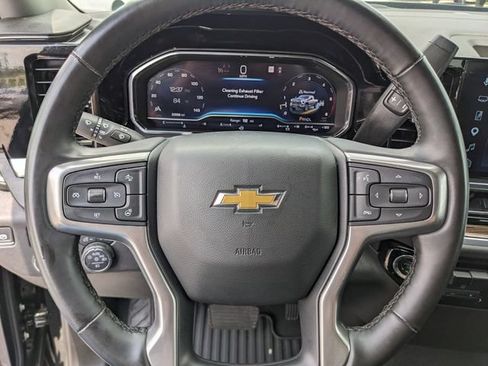Used 2025 Chevrolet Silverado 2500 LT w/ Convenience Package AWD/4WD image 31