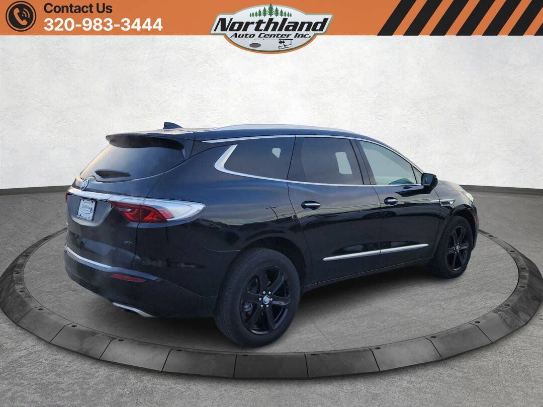 Used 2024 Buick Enclave Essence w/ Experience Buick Package AWD/4WD image 5