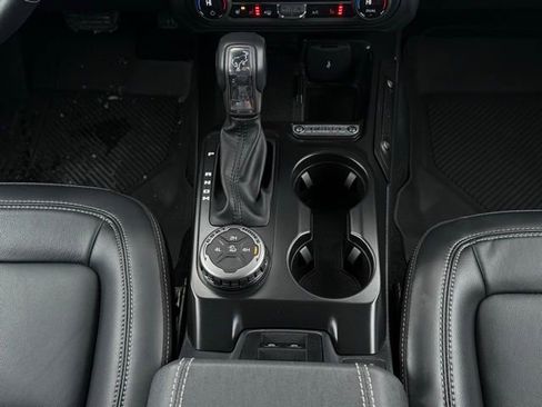 Certified 2025 Ford Bronco Outer Banks image 29