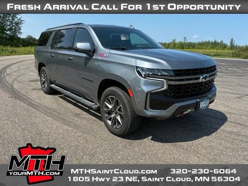 Used 2022 Chevrolet Suburban Z71 w/ Off-Road Capability Package AWD/4WD image 2