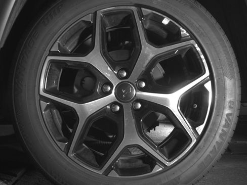 Used 2025 Jeep Compass Limited image 14