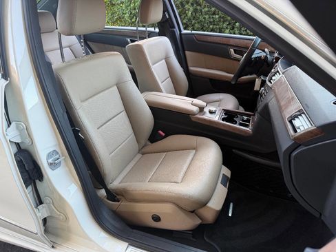 Used 2012 Mercedes-Benz E 350 Sedan image 29