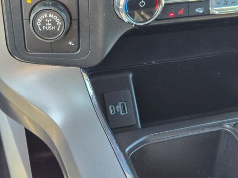 Used 2022 Ford F150 XLT w/ Equipment Group 302A High image 31