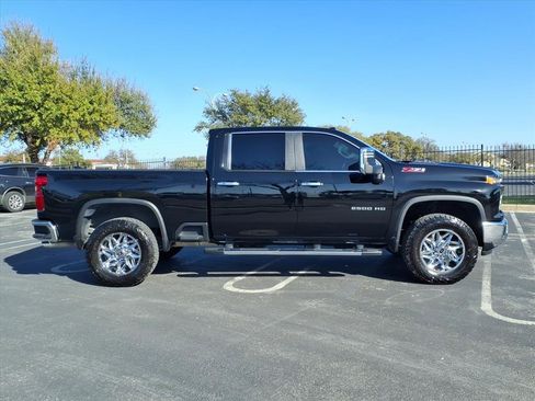 Used 2025 Chevrolet Silverado 2500 LT w/ Safety Package image 6