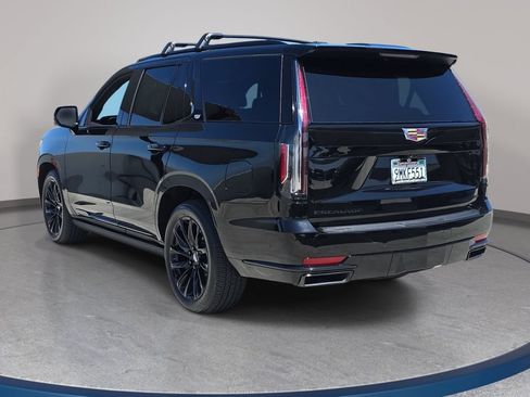 Used 2024 Cadillac Escalade Sport Platinum w/ LPO, ONYX Package AWD/4WD image 8