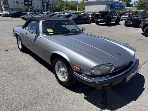 Used 1989 Jaguar XJS V12 Convertible RWD image 4