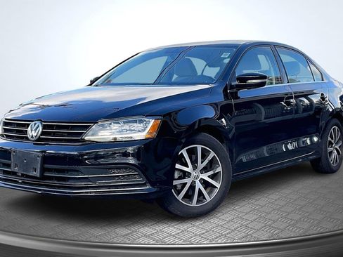 Used 2017 Volkswagen Jetta SE image 11