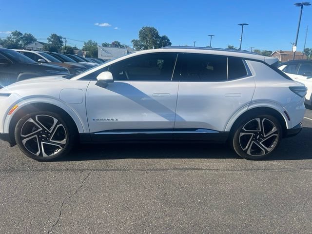 Certified 2024 Chevrolet Equinox EV LT FWD image 8