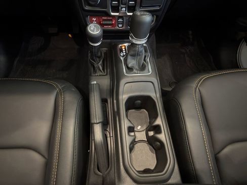 New 2025 Jeep Wrangler Unlimited Rubicon 392 image 16