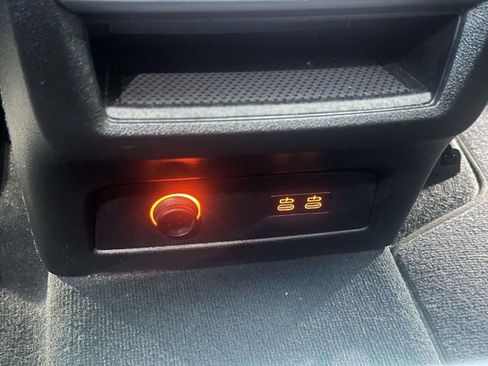 Used 2024 BMW X5 xDrive50e AWD/4WD image 16