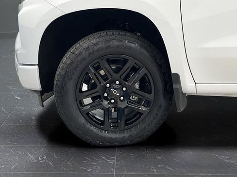 Used 2025 Chevrolet Silverado 1500 RST image 37