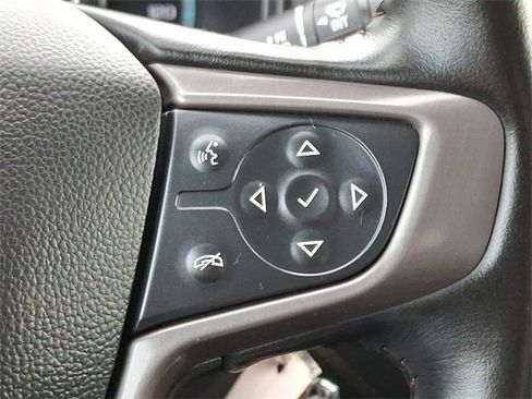 Used 2022 GMC Canyon AT4 image 22