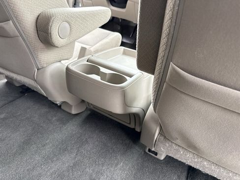 Used 2017 Honda Odyssey SE image 30