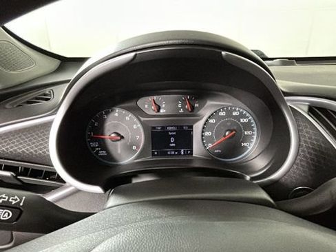 Used 2023 Chevrolet Malibu LS FWD image 17