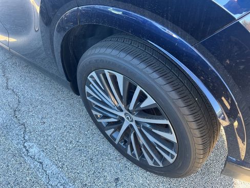 Used 2023 Lexus RX 350 Premium Plus image 11