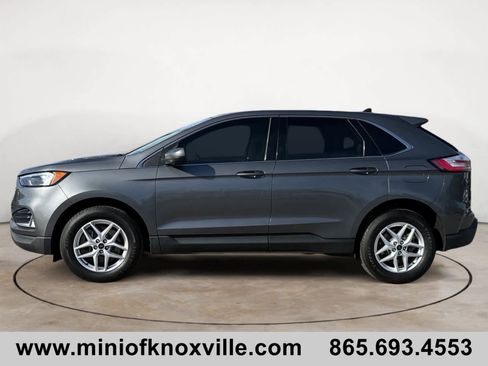 Used 2023 Ford Edge SEL w/ Convenience Package image 6