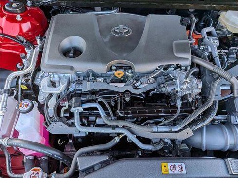 Used 2025 Toyota Camry SE image 23