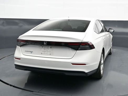 Used 2024 Honda Accord LX image 5
