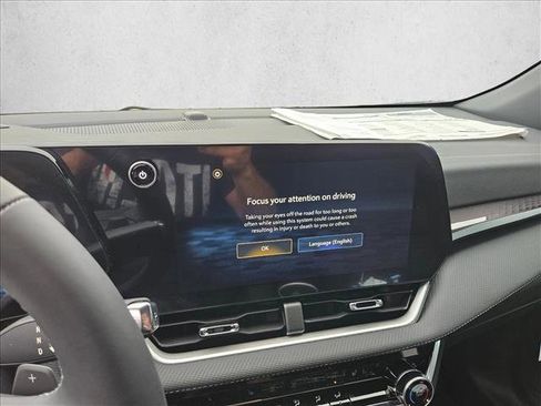 New 2026 Chevrolet Equinox LT image 13