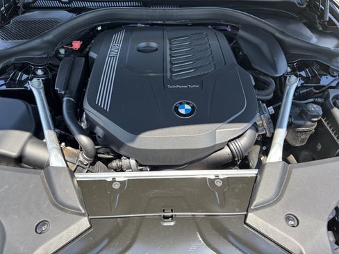 Used 2023 BMW 540i w/ M Sport Package RWD image 9