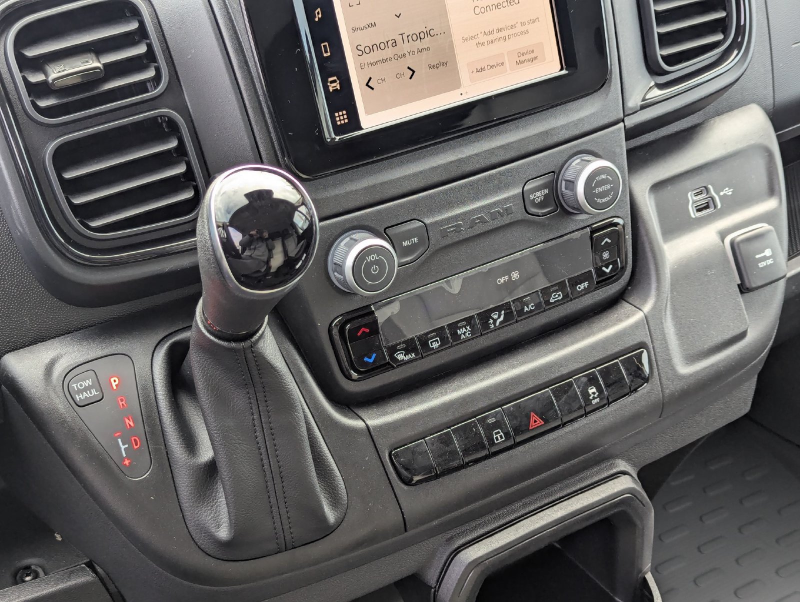 New 2026 RAM ProMaster 2500 w/ Convenience Group FWD image 15