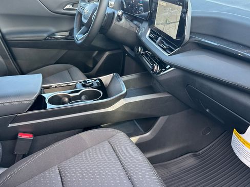 New 2026 Chevrolet Equinox LT image 15