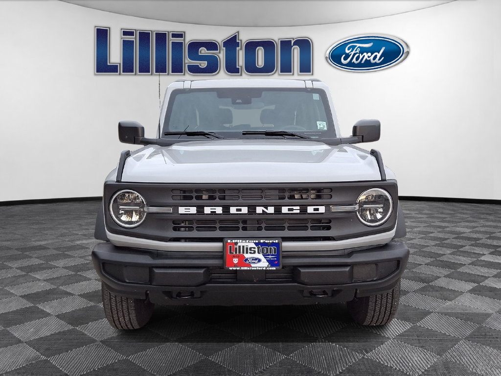 Used 2026 Ford Bronco 2-Door AWD/4WD image 2