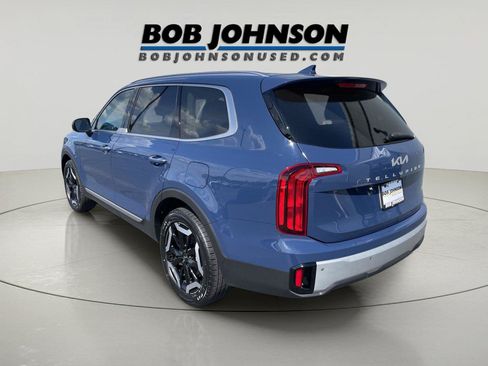 Used 2024 Kia Telluride S w/ S Sunroof Package AWD/4WD image 5