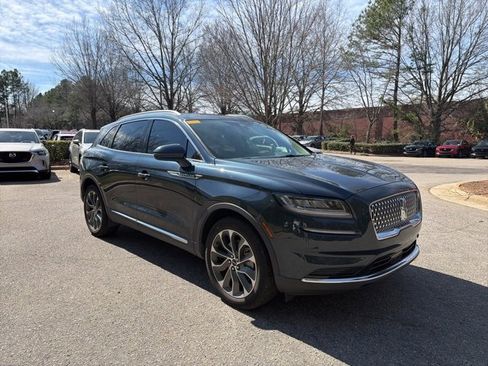 Used 2023 Lincoln Nautilus Reserve image 4