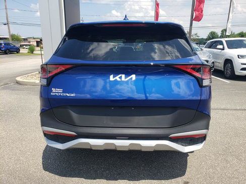 Certified 2023 Kia Sportage EX FWD image 5