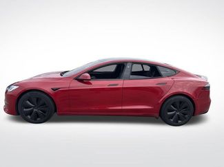 Used 2021 Tesla Model S Plaid video 2