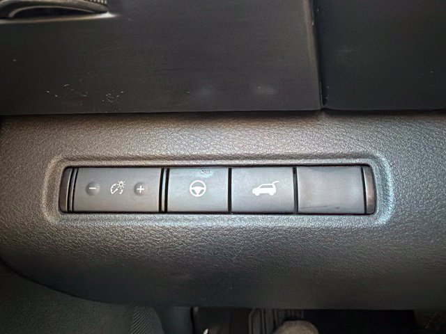 Used 2022 Nissan Pathfinder SL AWD/4WD image 26