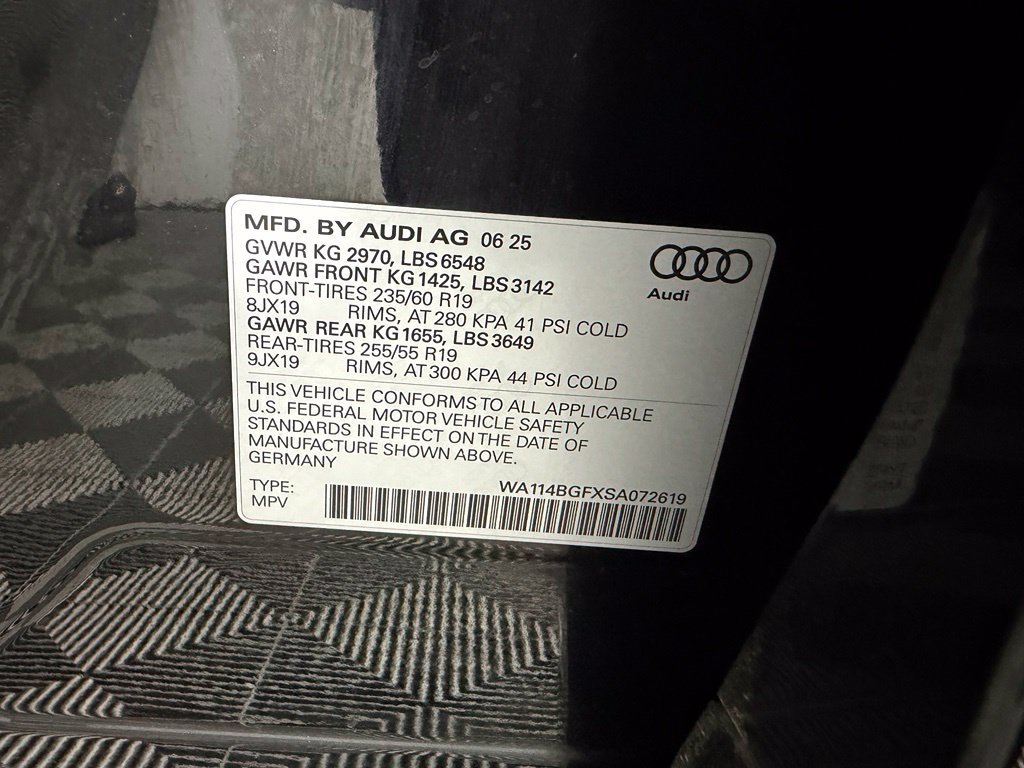Used 2025 Audi Q6 e-tron Premium w/ Convenience Package AWD/4WD image 25