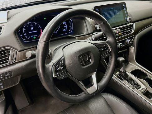 Used 2019 Honda Accord EX-L image 18