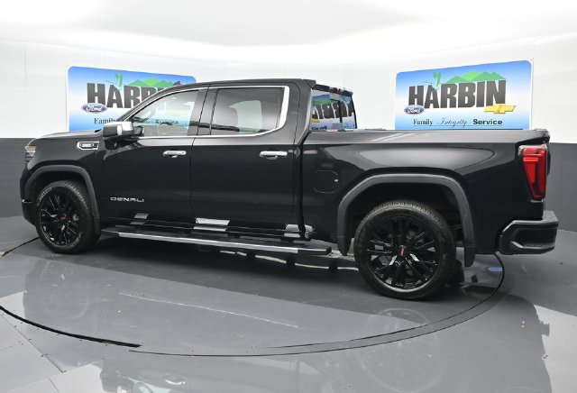 Used 2022 GMC Sierra 1500 Denali AWD/4WD image 3