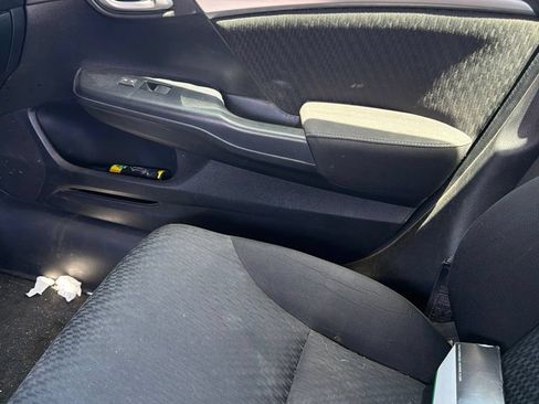 Used 2015 Honda Civic EX image 3